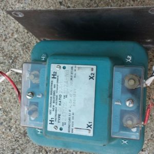 GEC DURHAM INSTRUMENT VOLTAGE  TRANSFORMER Type DF 200 RATIO 2:5:1