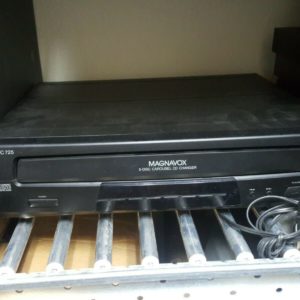 MAGNAVOX CDC-725 5 DISC COMPACT DISC PLAYER!!