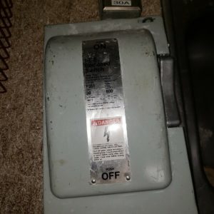 ITE SIEMENS F351, ENCLOSED SWITCH, 30A, 600V, FUSIBLE, TYPE 1 - W/ FUSES