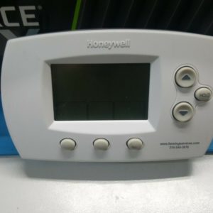 Honeywell TH6110D1005 Digital Programmable Thermostat